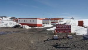 El único poblado civil de la Antártida